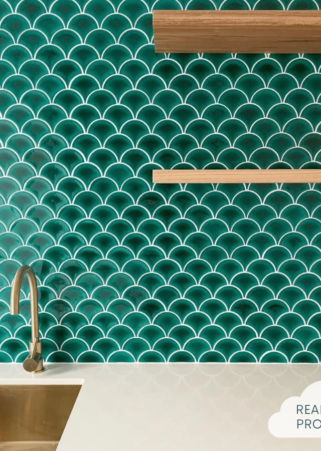 Pacific Greenwood TILE Coral Bay Gloss Teal Fish Scale Tile