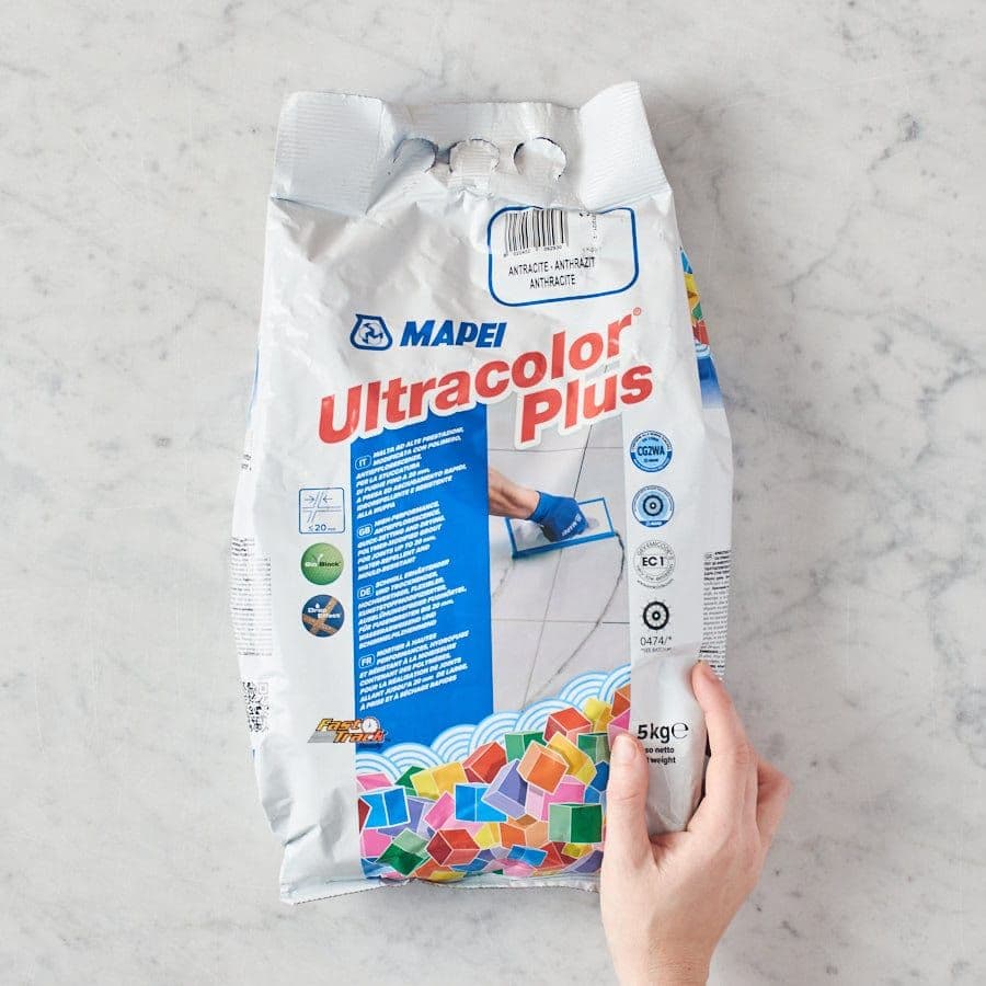 Mapei Grout Ultracolor Plus Powder Caramel 5kg Bag