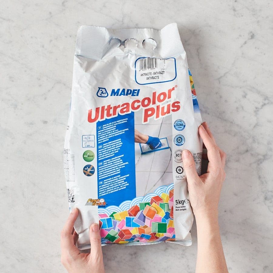 Mapei Grout Ultracolor Plus Ancient White 5kg Bag