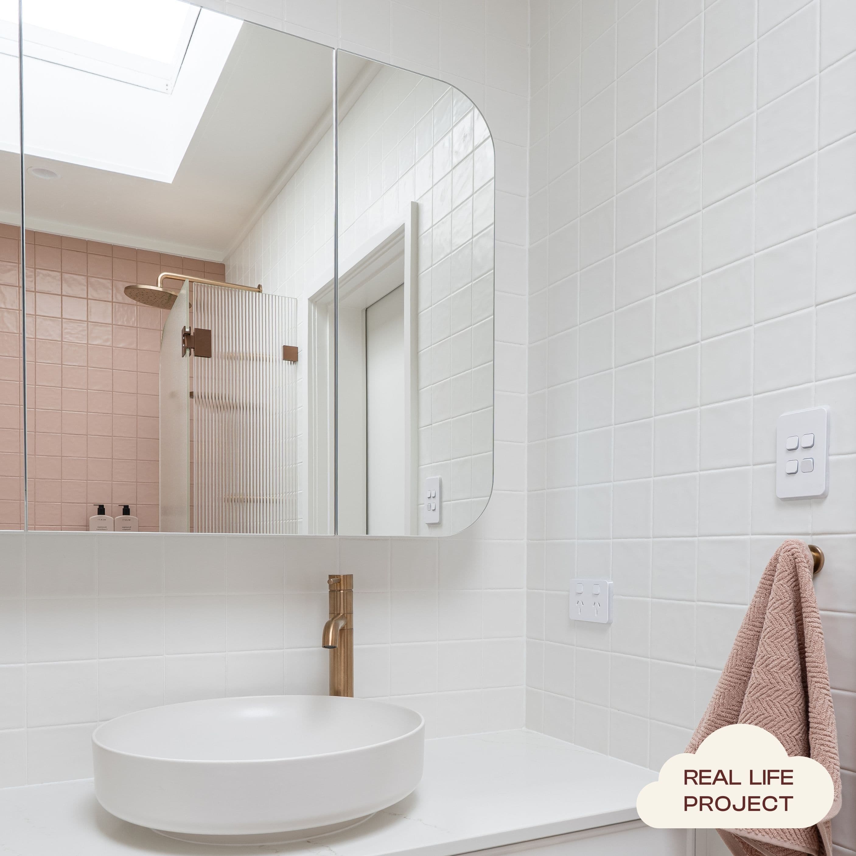 Newport Matte White Small Square Tile