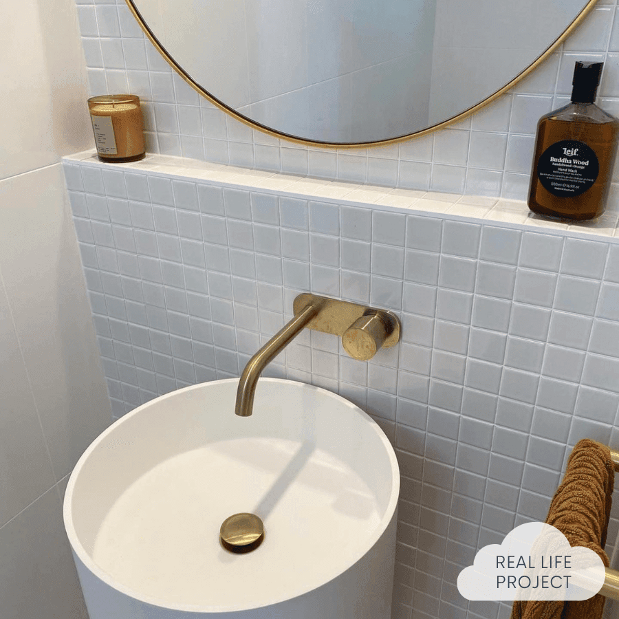 Haddon White Gloss Medium Square Tile