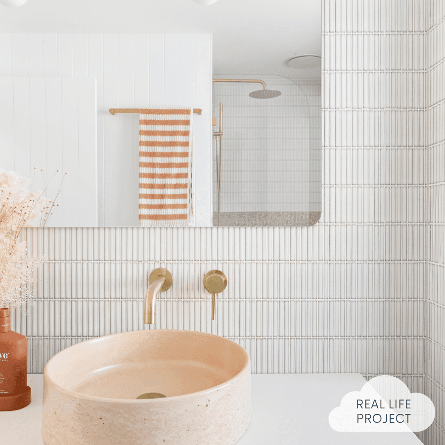 Coogee Antique White Kit Kat Mosaic tile