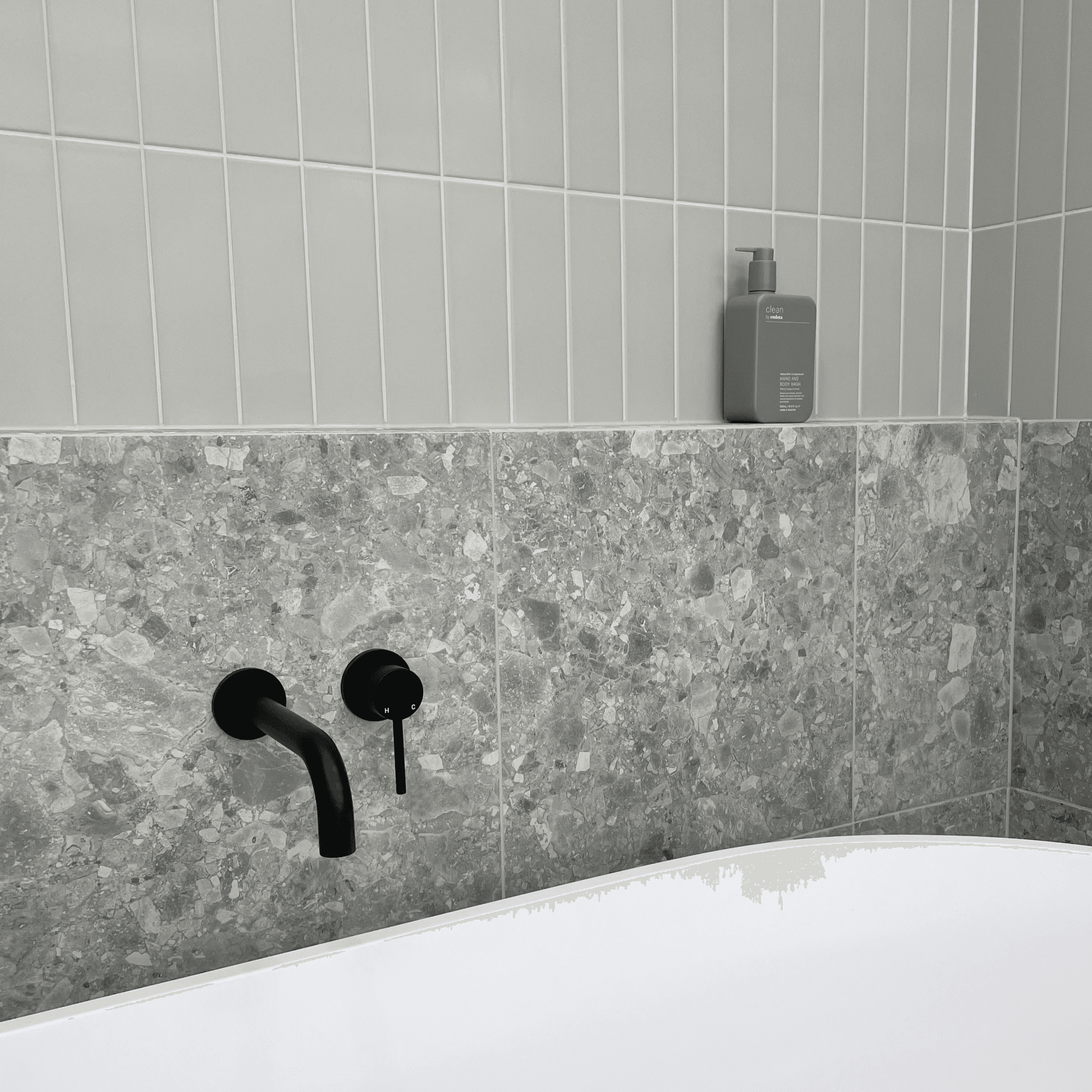 Sydney Wall Spout + Mixer Matte Black