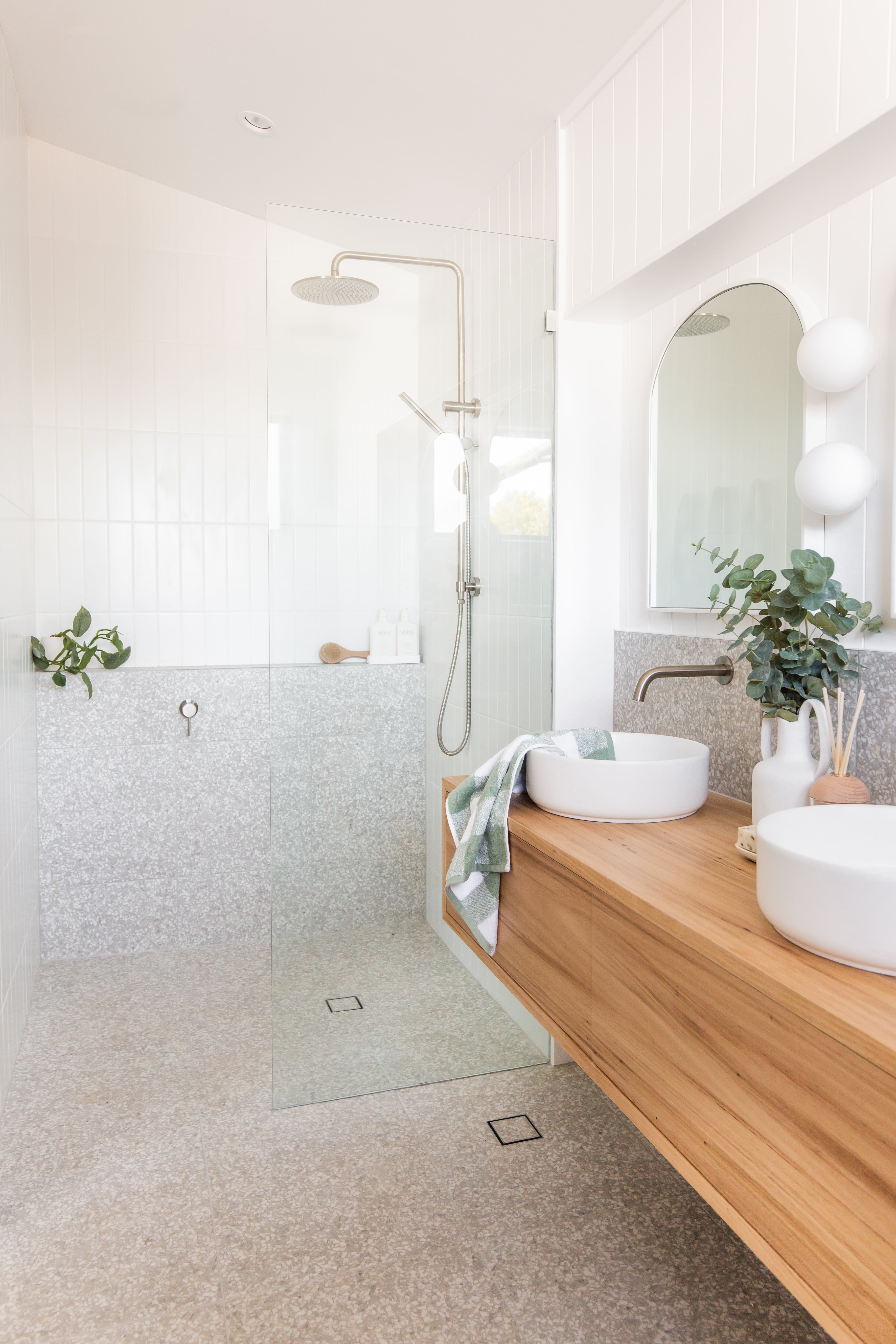 6 Bathroom Trends to Steal in 2022