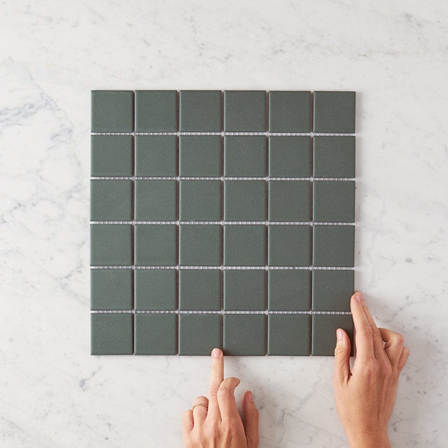 Decor8 TILE Haddon Green Matte Medium Square Tile