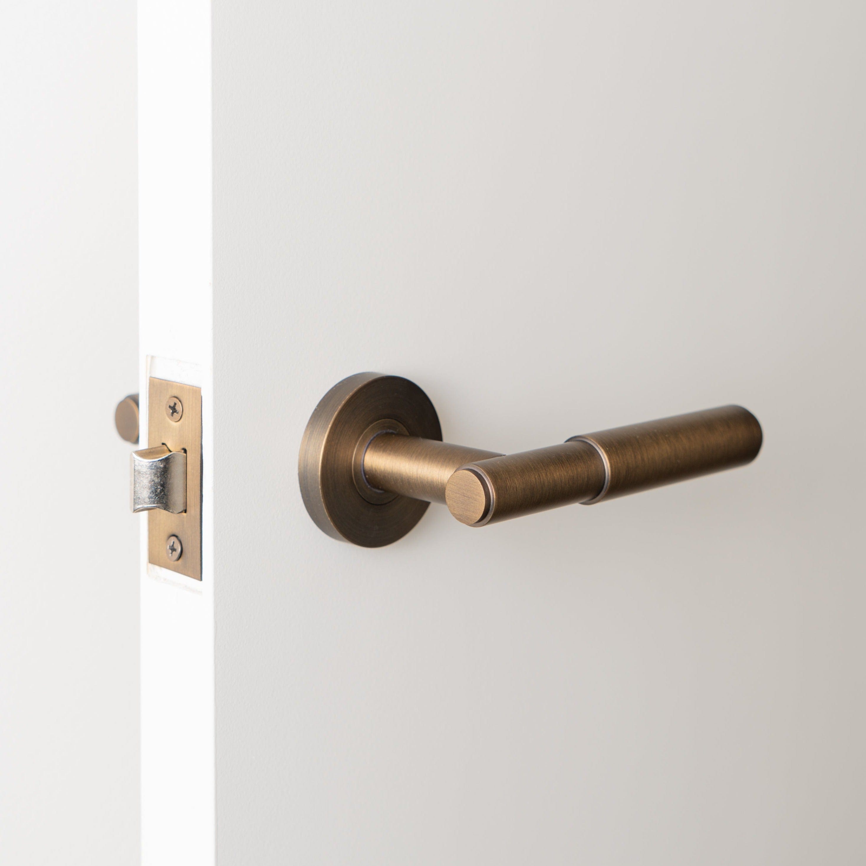 TileCloud TAPWARE Melbourne Door Handle Antique Brass