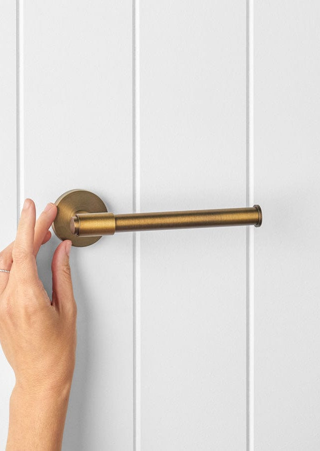 TileCloud TAPWARE Melbourne Toilet Roll Holder Antique Brass