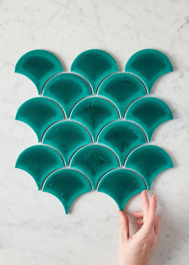 Pacific Greenwood TILE Coral Bay Gloss Teal Fish Scale Tile